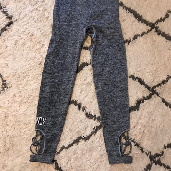 PINK Ultimate legging size SMALL heathered grey - Picture 3 of 7